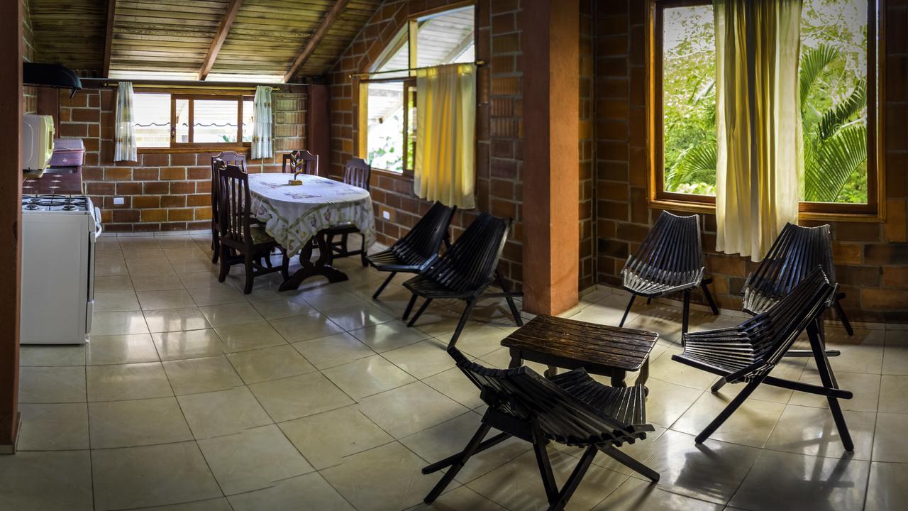 Hosteria Las Heliconias Tena Bagian luar foto