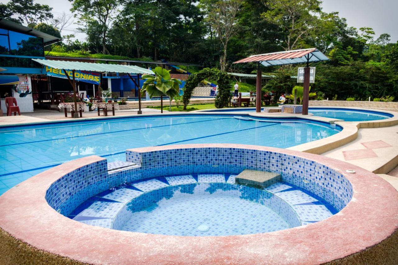 Hosteria Las Heliconias Tena Bagian luar foto